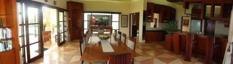 Suarti Resort, Villas & Gallery Ketewel Exterior photo