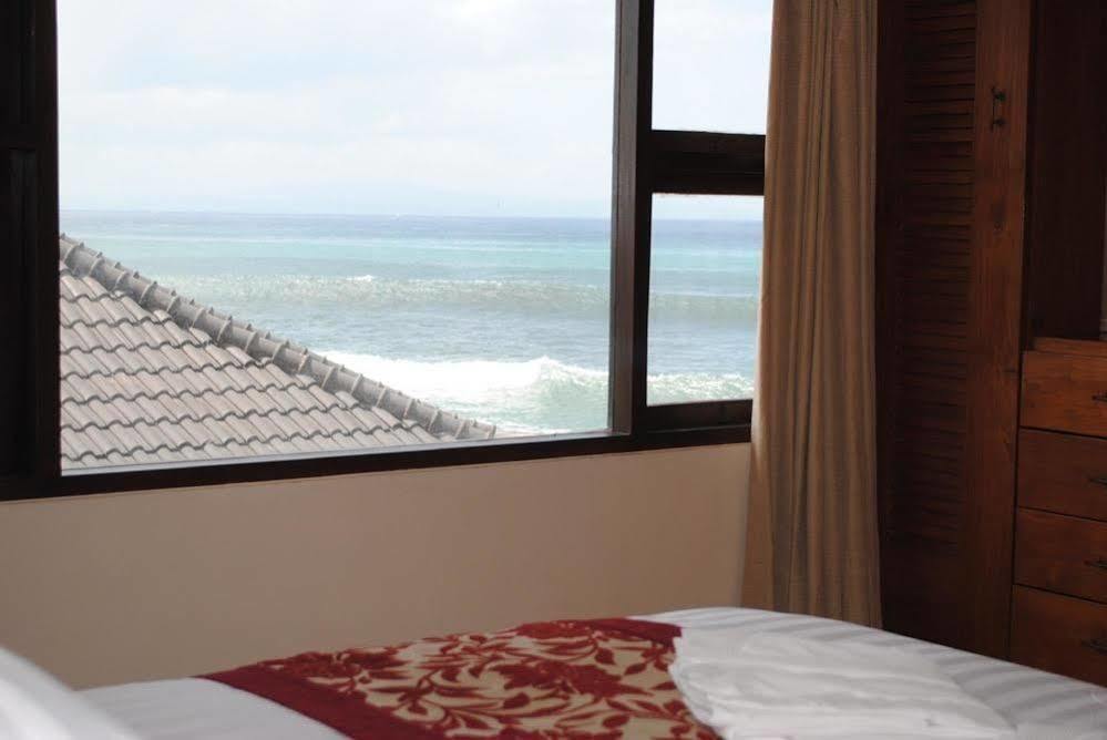 Suarti Resort, Villas & Gallery Ketewel Exterior photo