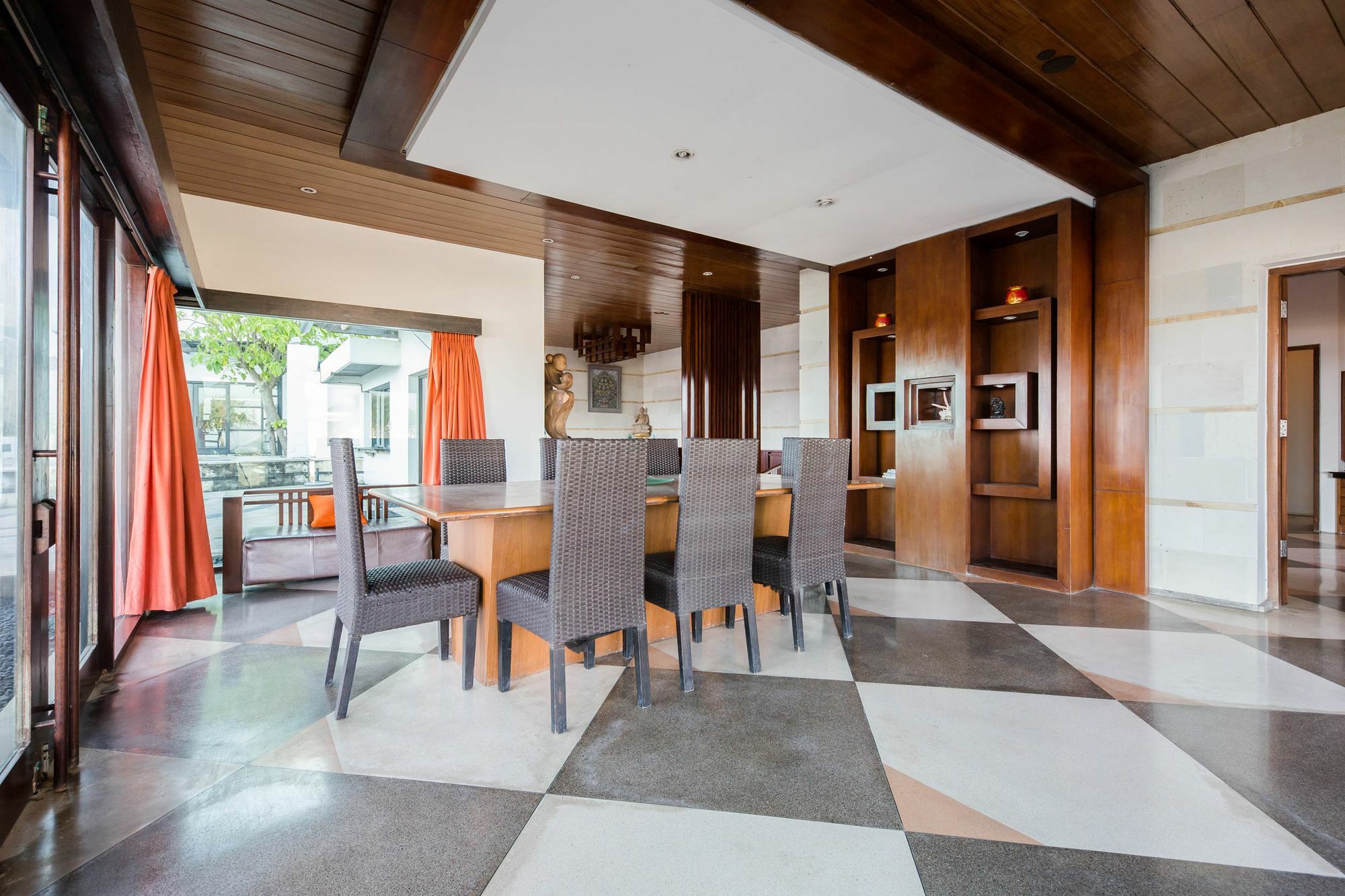 Suarti Resort, Villas & Gallery Ketewel Exterior photo